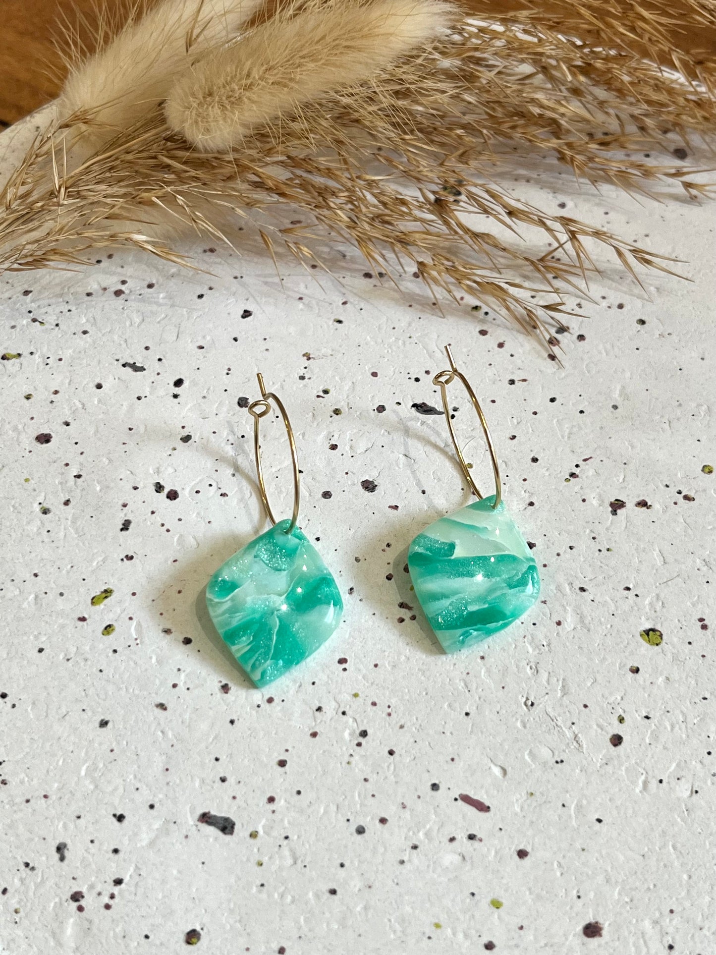 Pearl monochrome #06